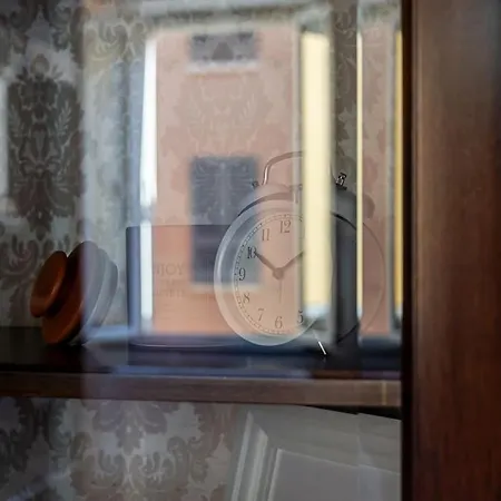 Gallucci - A 2 Passi Dal Duomo דירה *